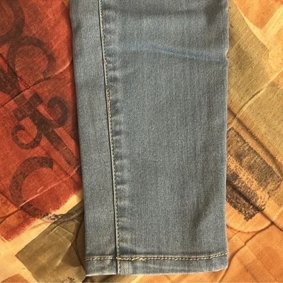 No Boundaries Light Blue Skinny Jeans - Picture 8 of 11